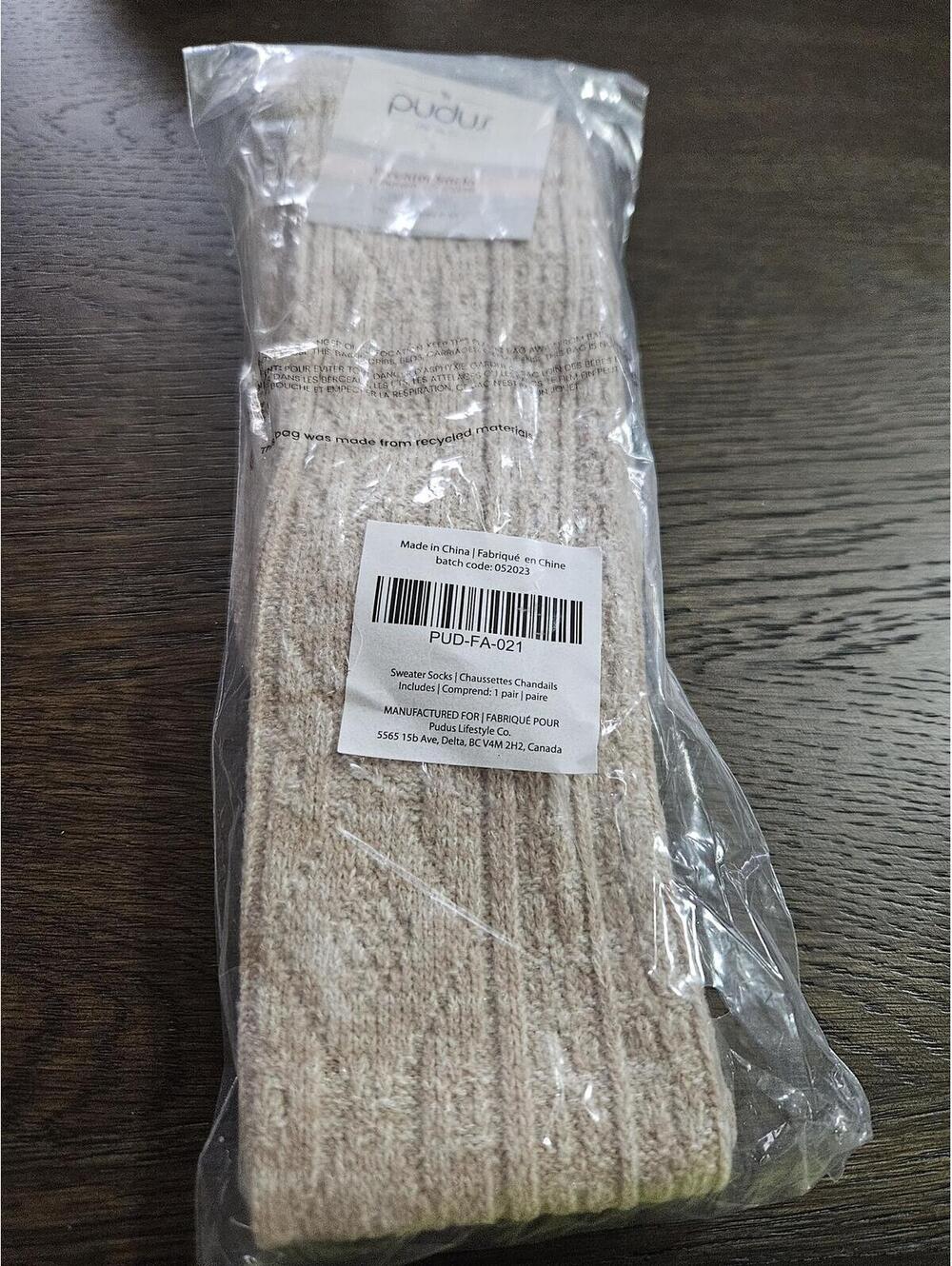 Pudus Beige Sweater Socks